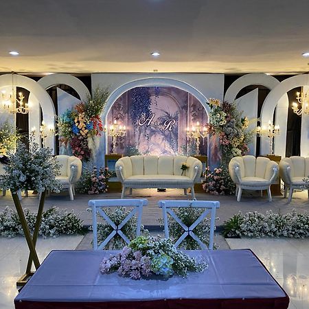 Utc Hotel סמאראנג מראה חיצוני תמונה